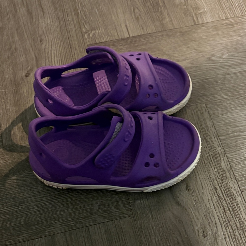 CROCS Kids Purple Sandals - Picture 4 of 5